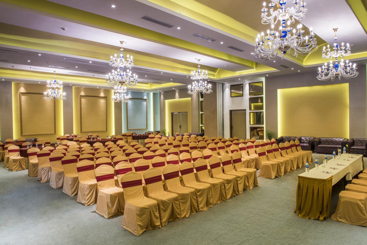 สวัสติ จิลิกา รีสอร์ต Hotel Kanaipur ภายนอก รูปภาพ