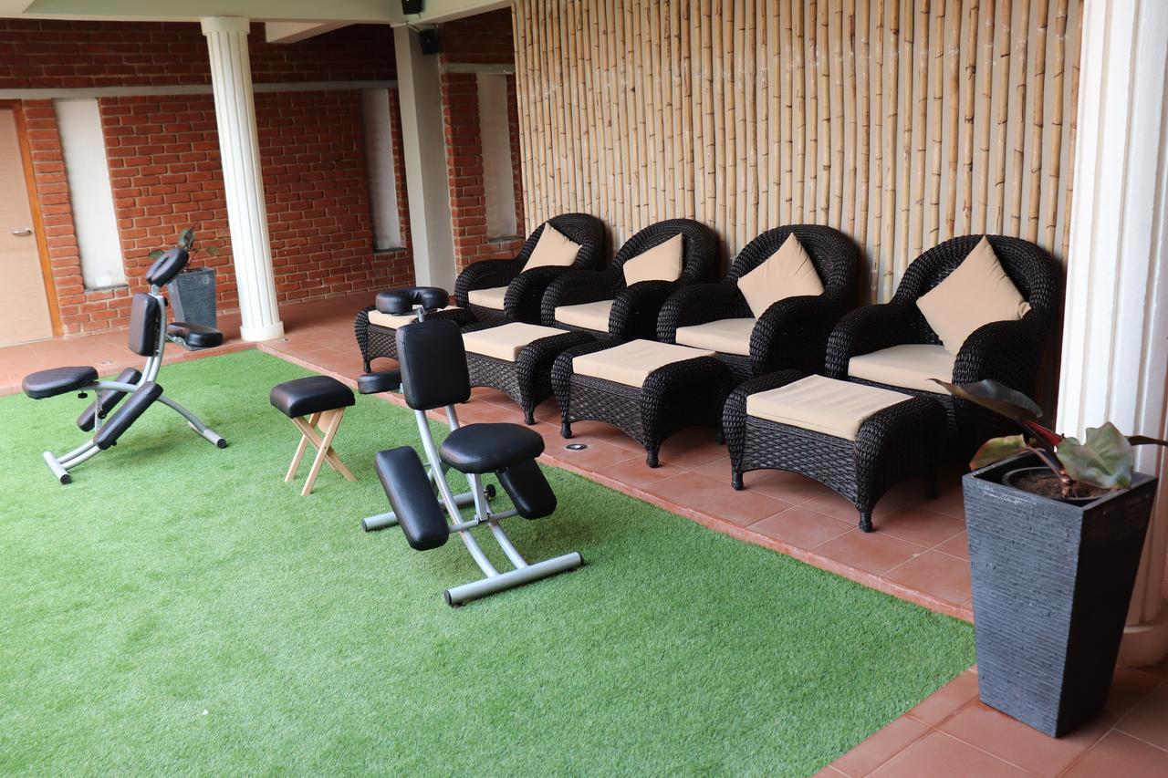 สวัสติ จิลิกา รีสอร์ต Hotel Kanaipur ภายนอก รูปภาพ