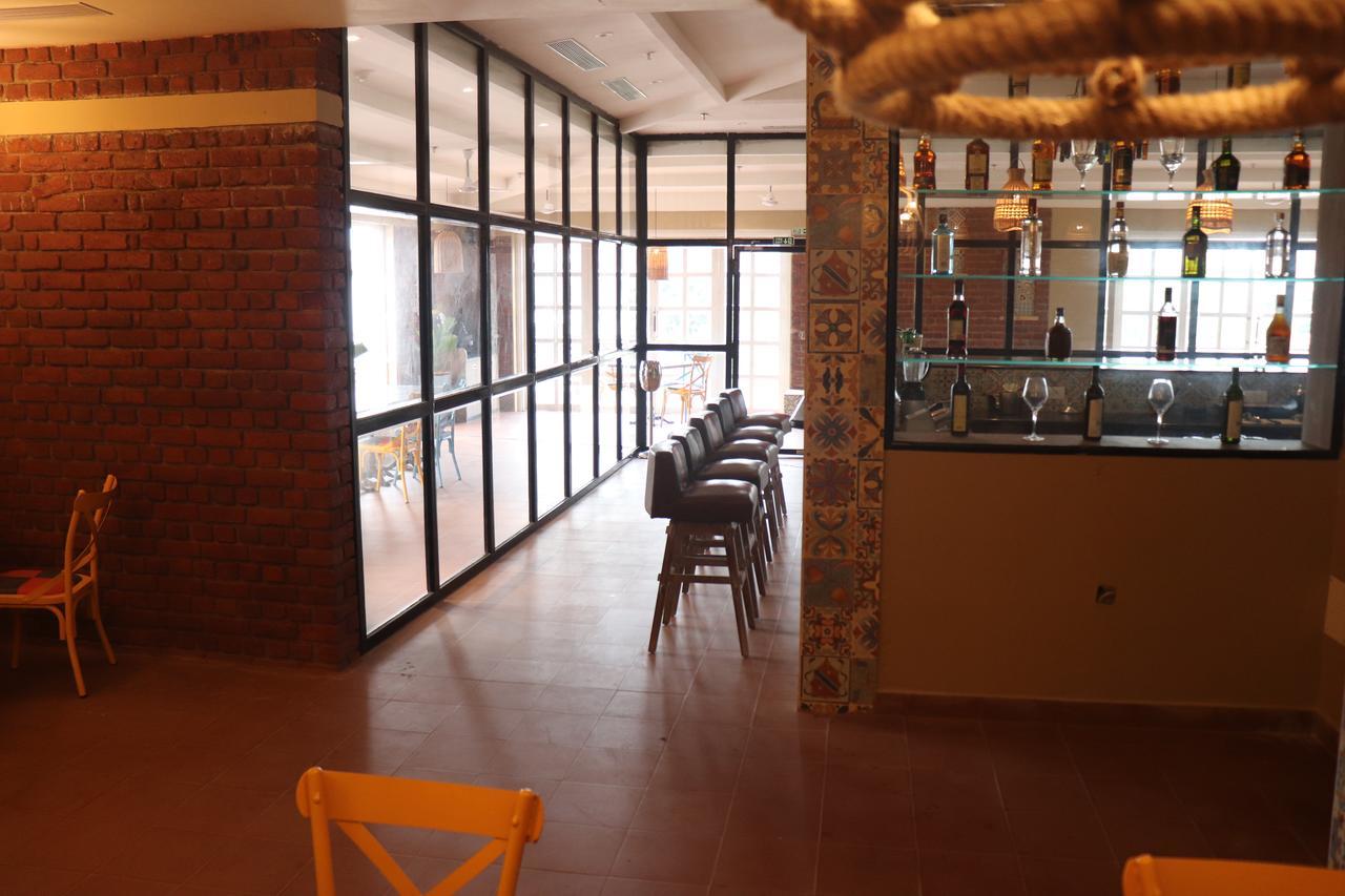 สวัสติ จิลิกา รีสอร์ต Hotel Kanaipur ภายนอก รูปภาพ