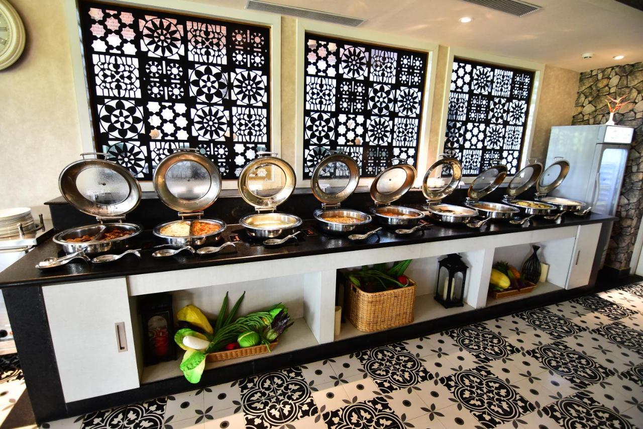 สวัสติ จิลิกา รีสอร์ต Hotel Kanaipur ภายนอก รูปภาพ